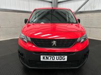 Used Peugeot Partner S 100 HP (73 kW) 2020 Red MPV