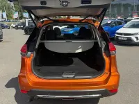 Used Nissan X-Trail N-Connecta 163 HP (119 kW) 2017 Orange SUV