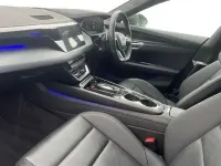 Usado Audi e-tron GT quattro Design 389 kW (530 HP) 2023 Cinzento Sedan