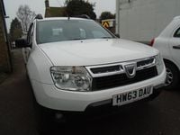 Used Dacia Duster 2013 White Hatchback
