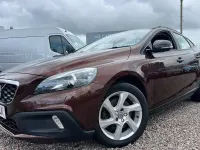 Used Volvo V40 CC 120 HP (88 kW) 2016 Estate