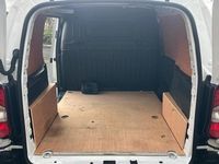 Used Fiat Doblò S 100 HP (73 kW) 2023 White MPV