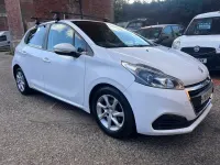 Used Peugeot 208 Active 2018 White Hatchback
