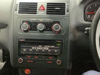 Used VW Touran SE 105 HP (77 kW) 2015 Blue MPV