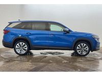 New Skoda Kodiaq SE L 142 HP (104 kW) 2025 Race blue metallic SUV