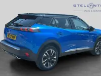 Used Peugeot 2008 Premium 129 HP (94 kW) 2022 Blue SUV