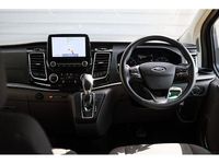 Begagnad Ford Tourneo Custom Titanium 2022 Vit Van
