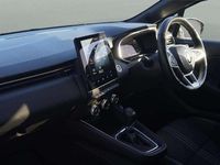 Usado Renault Clio V Engineered 145 HP (106 kW) 2023 Cinzento Citadino