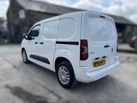 Used Vauxhall Combo Sportive 100 HP (73 kW) 2019 White MPV