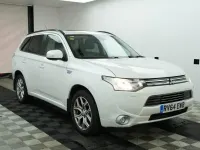 Used Mitsubishi Outlander P-HEV 2014 White Estate