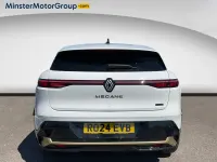 Used Renault Megane E-Tech Iconic 160 kW (218 HP) 2024 White Hatchback