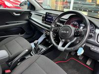 Used Kia Rio 99 HP (72 kW) 2022 Azure blue Hatchback