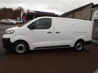 Used Vauxhall Vivaro S 100 HP (73 kW) 2022 White MPV