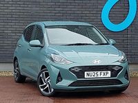 Usado Hyundai i10 Premium 2025 Verde Citadino