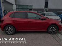 Used VW Polo Life 95 HP (69 kW) 2023 Red Hatchback