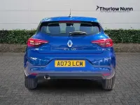 Używany Renault Clio V Evolution 90 KM (66 kW) 2023 Niebieski Hatchback