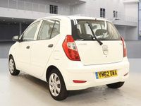 Used Hyundai i10 Classic 85 HP (62 kW) 2013 White Hatchback