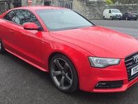 Usado Audi A5 Black Edition 177 HP (130 kW) 2013 Vermelho Coupé