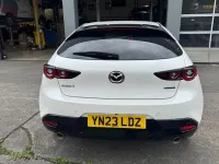 Used Mazda 3 Inclusive 186 HP (136 kW) 2022 White Hatchback