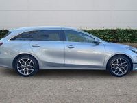 Używany Kia Ceed 138 KM (101 kW) 2025 Srebrny Hatchback