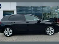 Gebraucht VW Golf VIII Match 200 PS (147 kW) 2025 Schwarz Kleinwagen