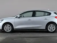 Used Ford Focus Titanium 125 HP (91 kW) 2021 Silver Hatchback