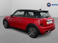 Used Mini Cooper S Exclusive 192 HP (141 kW) 2019 Red Hatchback