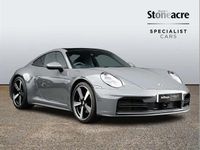 Begagnad Porsche 911 389 HK (286 kW) 2024 Grå Sportkupé