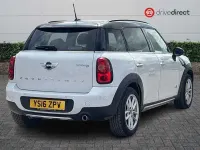 Used Mini Cooper D Countryman 112 HP (82 kW) 2016 White SUV