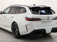New BMW M5 Comfort Edition 727 HP (534 kW) 2025 White Estate