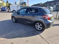 Used Peugeot 208 Allure 82 HP (60 kW) 2014 Grey Hatchback