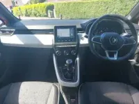 Used Renault Clio Techno 90 HP (66 kW) 2023 Red Hatchback