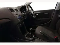 Käytetty VW Polo Edition 75 HP (55 kW) 2017 Musta Viistoperä