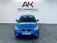 Used Kia Rio 95 HP (69 kW) 2011 Blue Hatchback