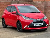 Used Toyota Aygo x-style 69 HP (50 kW) 2017 Red Hatchback