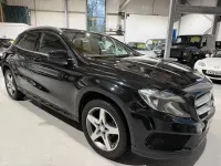 Usado Mercedes GLA200 AMG line 136 HP (100 kW) 2015 Preto SUV
