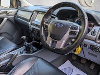 Usado Ford Ranger Limited 200 CV (147 kW) 2018 Gris Pickup/Camioneta