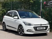 Used Hyundai i20 Premium SE 90 HP (66 kW) 2015 White Hatchback