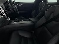 Used Volvo XC60 Core 349 HP (256 kW) 2022 Grey SUV