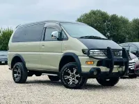 Used Mitsubishi Space Gear Active 185 HP (136 kW) 2006 Green MPV
