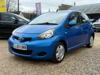 Begagnad Toyota Aygo 67 HK (49 kW) 2010 Blå Halvkombi