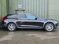 Used Volvo V90 CC Pro 235 HP (172 kW) 2017 Black Estate