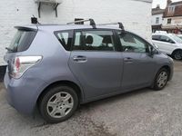 Used Toyota Verso Active 132 HP (97 kW) 2013 Blue MPV
