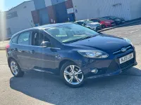 Used Ford Focus Zetec 2013 Blue Hatchback