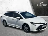 Used Toyota Corolla 122 HP (89 kW) 2022 White Van