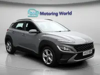Usado Hyundai Kona SE 120 CV (88 kW) 2023 Gris SUV