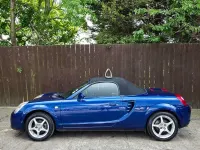 Used Toyota MR2 140 HP (102 kW) 2006 Blue Cabriolet