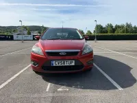 Used Ford Focus Zetec 125 HP (91 kW) 2008 Red Hatchback