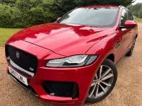 Used Jaguar F-Pace S 300 HP (220 kW) 2017 Red SUV
