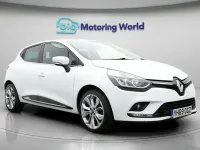 Used Renault Clio Iconic 90 HP (66 kW) 2019 White Hatchback